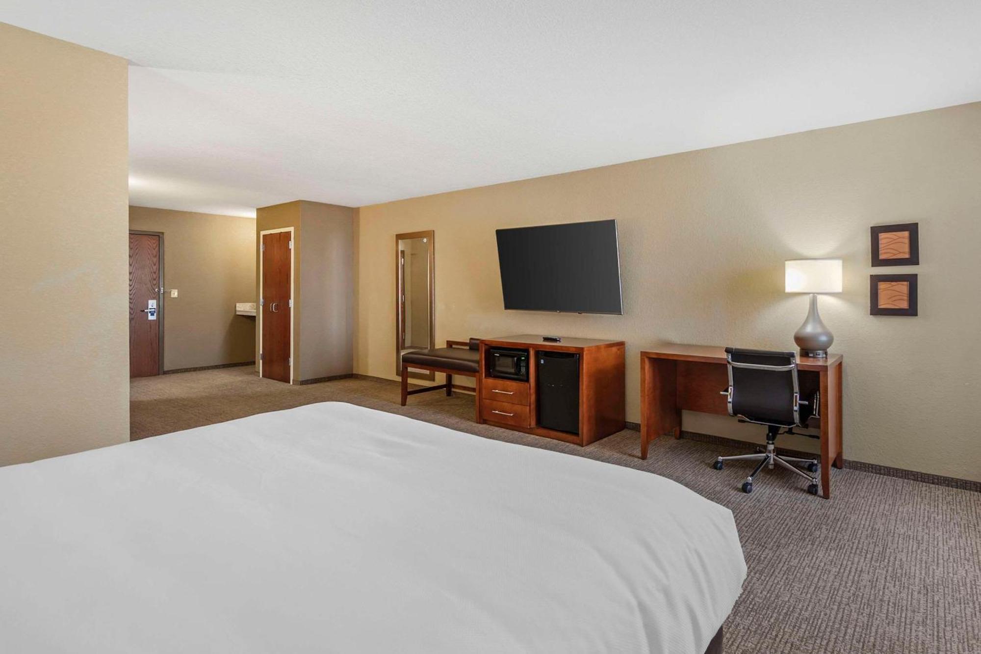 Comfort Inn & Suites Cheyenne Exterior foto